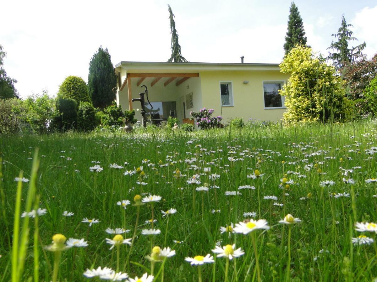 Sommerhaus Im Grunen Berlim Exterior foto